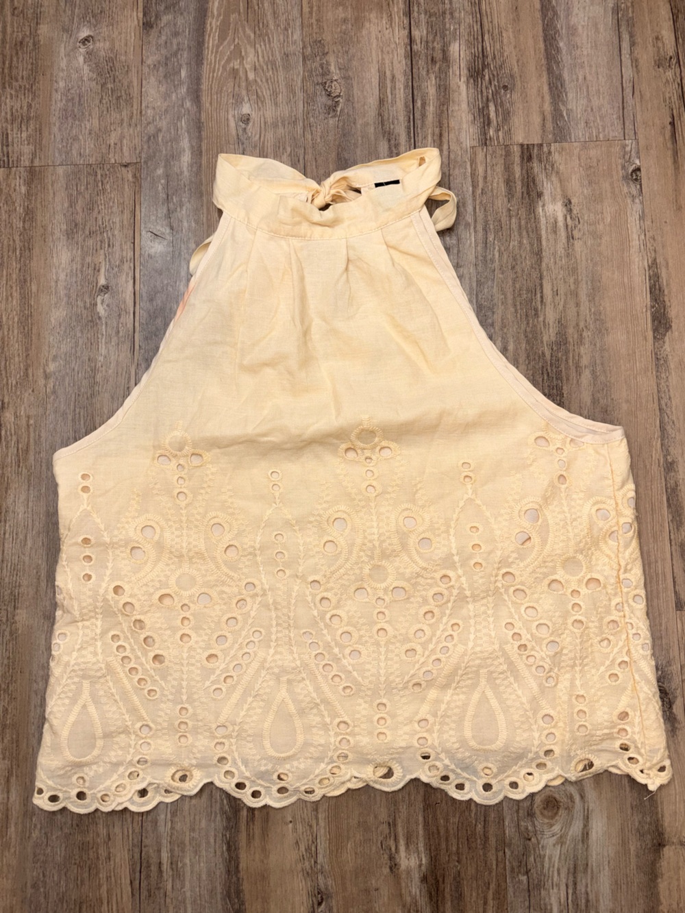 SHEIN Cream Eyelet Halter Camisole Size M